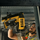 DeWalt DGN845D1-QW Καρφωτικό Αερίου- Μπαταρίας 18V Li-Ion Με Μπαταρία 2.0Ah & Βαλίτσα T-Stak
