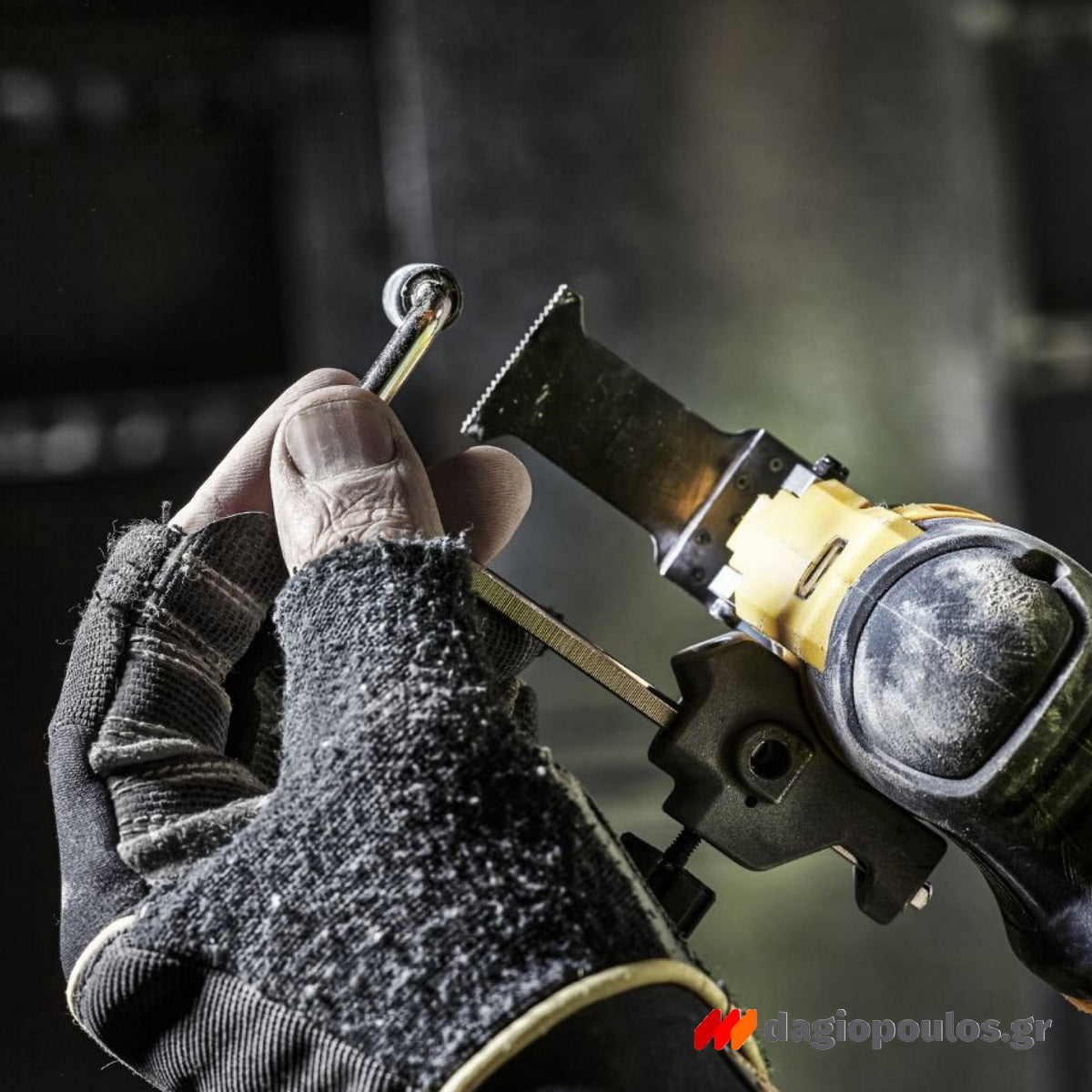 DeWalt DWE315KT Ηλεκτρικό Πολυεργαλείο 300W Με Εξαρτήματα & Βαλίτσα T-Stak