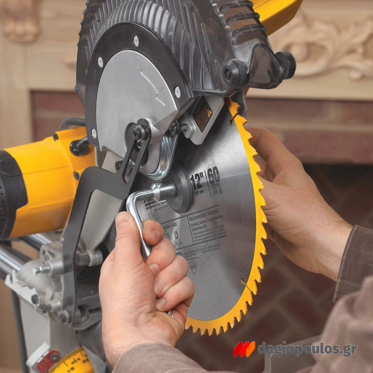 DeWalt DWS780-QS Ηλεκτρικό Φαλτσοπρίονο 305mm