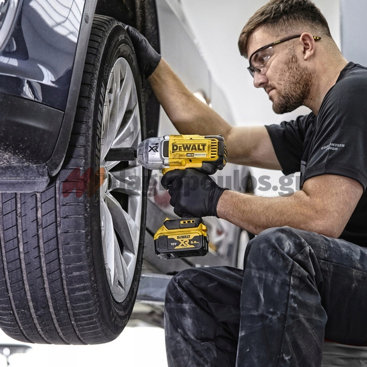 DeWalt DCF899P2-QW Brushless Μπουλονόκλειδο Μπαταρίας 1/2" Με 2 Μπατ.5.0Ah - Τσάντα Μεταφοράς