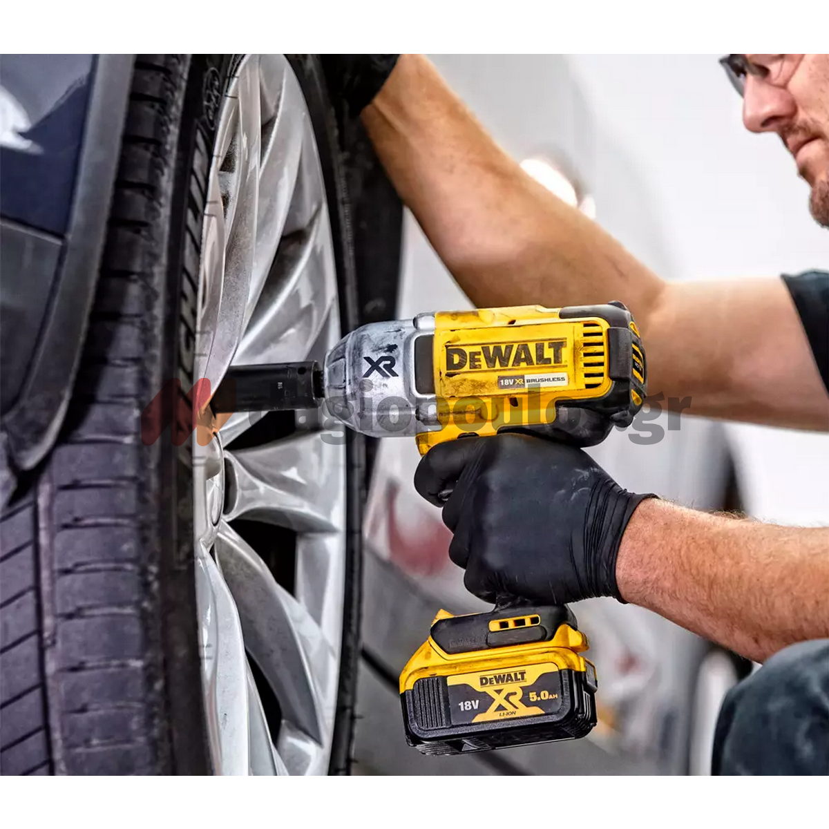DeWalt DCF899P2-QW Brushless Μπουλονόκλειδο Μπαταρίας 1/2" Με 2 Μπατ.5.0Ah - Τσάντα Μεταφοράς