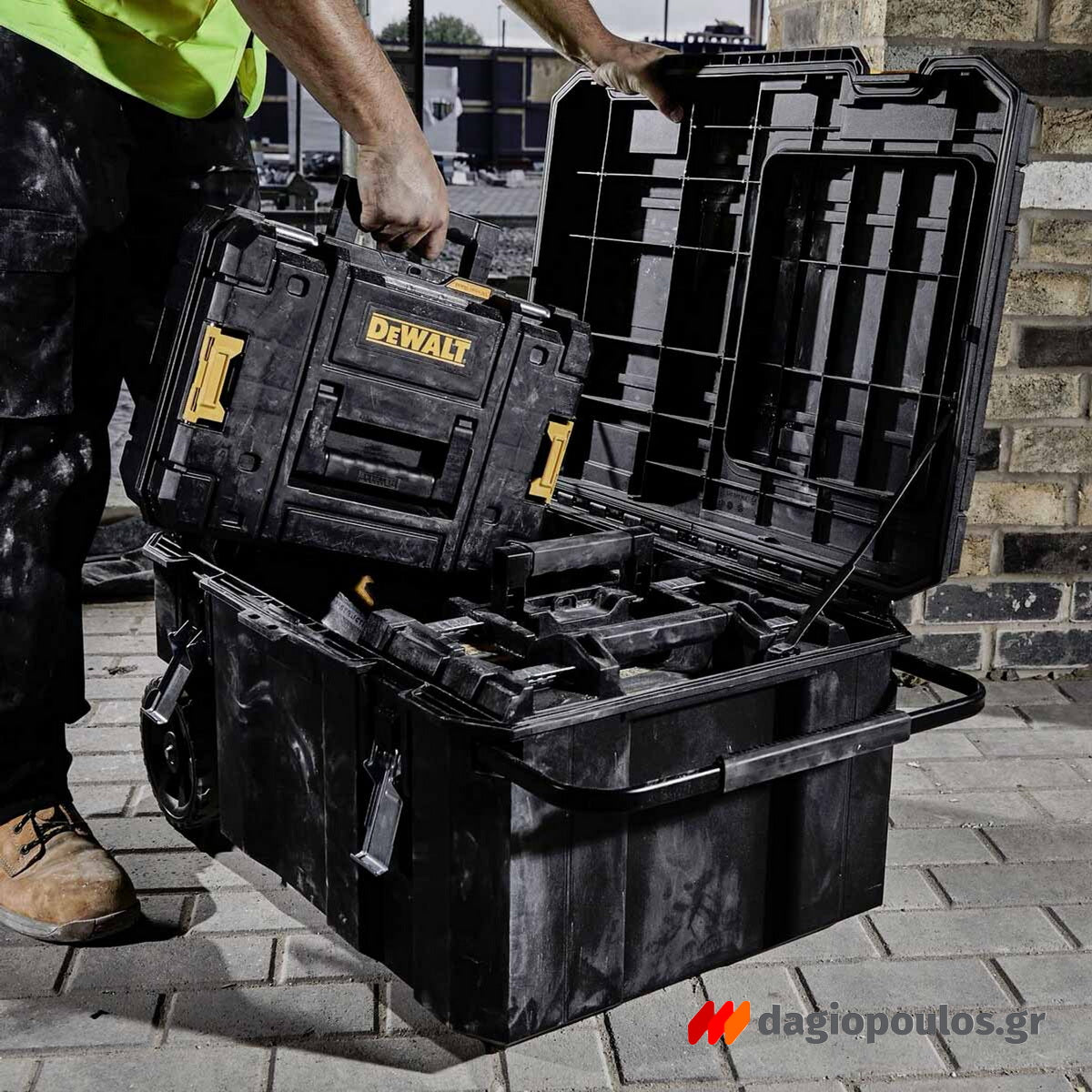 DeWalt DWST17871-1 T-Stak Εργαλειοθήκη Μπαούλο Τροχήλατη 113Ltr