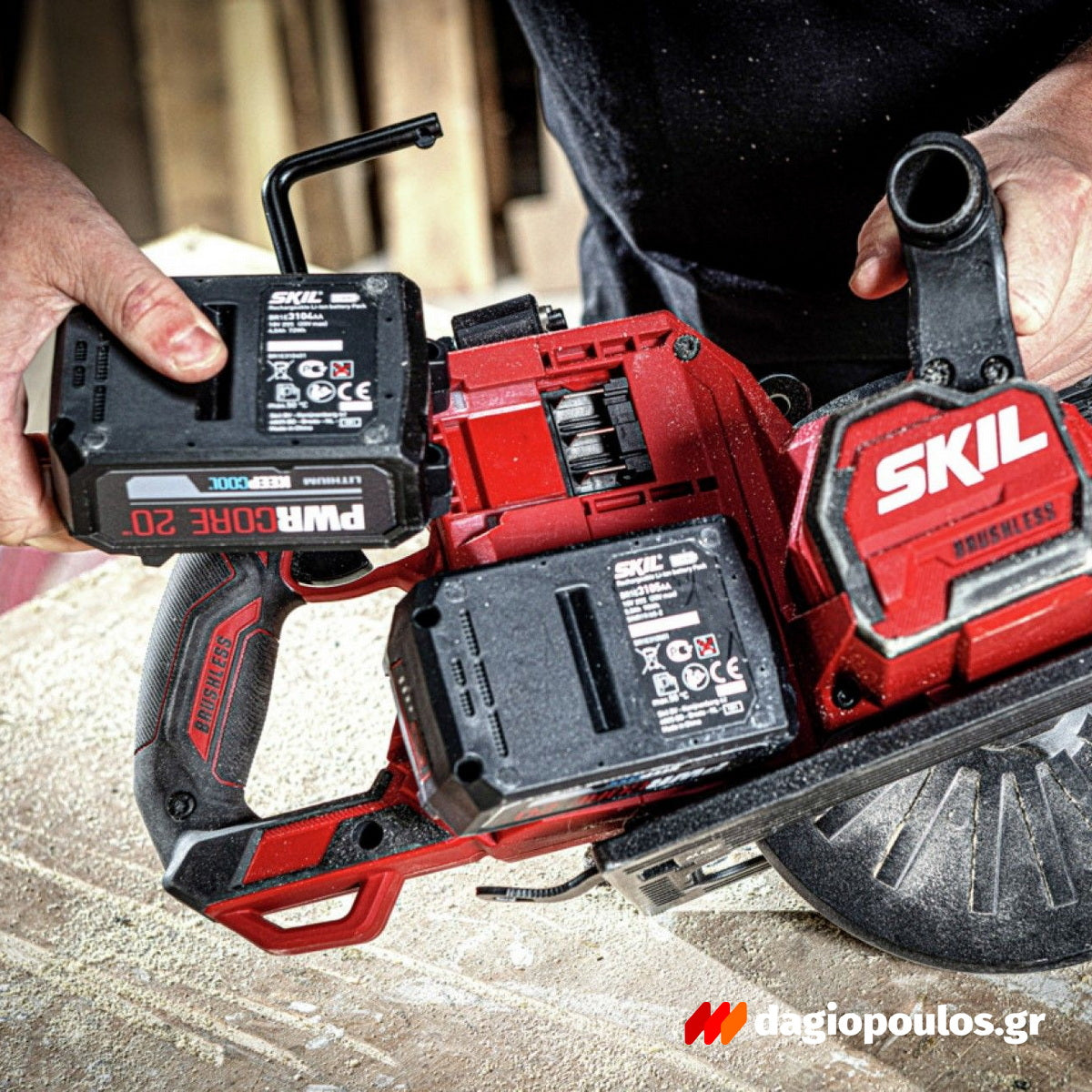 Skil 3572 EA 40V Max Brushless Δισκοπρίονο Μπαταρίας 36V Li-Ion 184mm Με 2 Μπαταρίες 4.0Ah + Φορτιστή + USB Αντάπτορα + Τσάντα