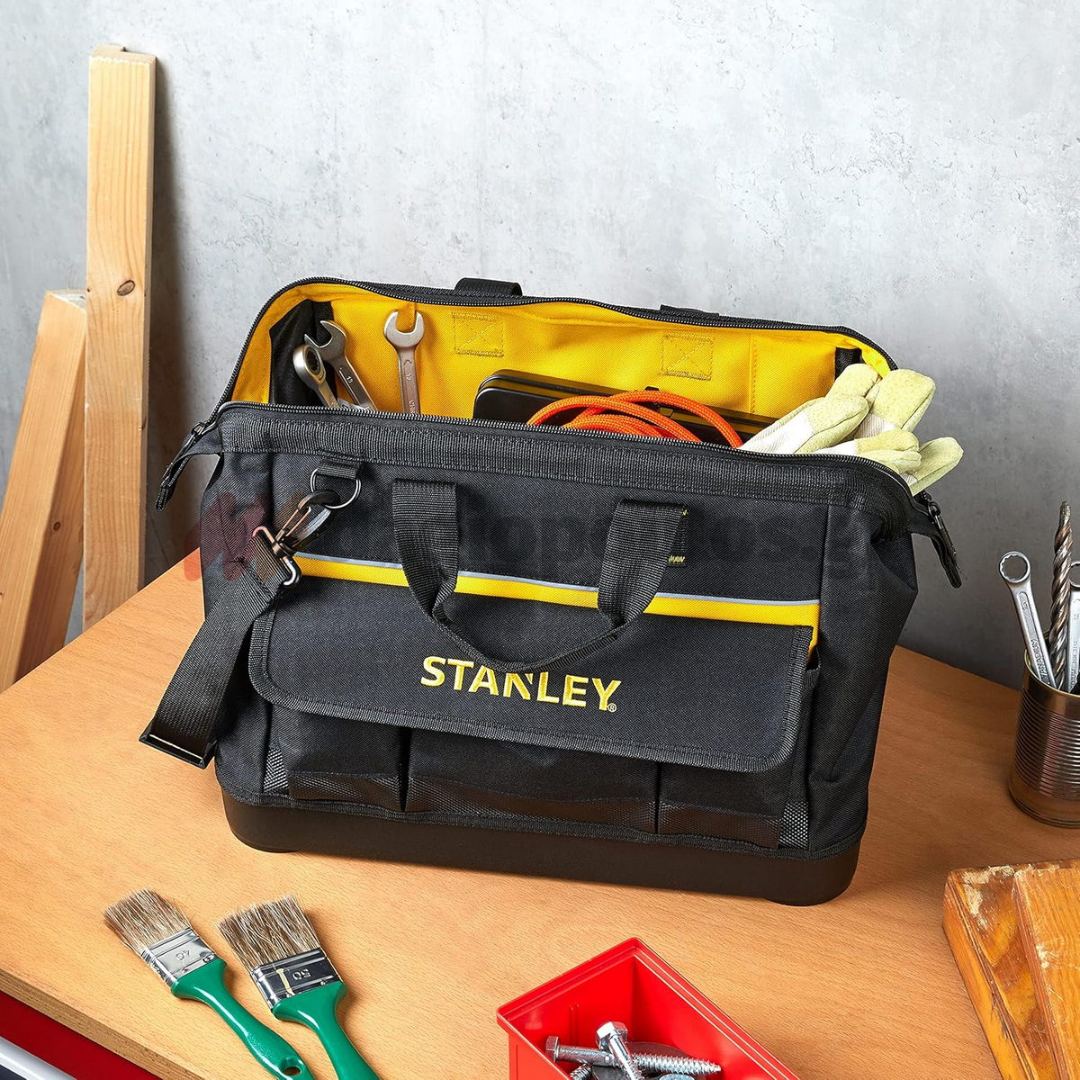 Stanley 1-96-183 Εργαλειοθήκη Τσάντα Κλειστού Τύπου Υφασμάτινη 16"