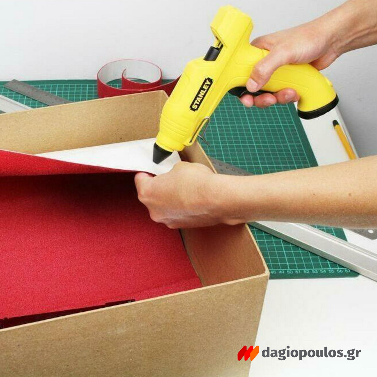 Stanley STHT6-70416 Πιστόλι Θερμικής Κόλλας Με ή Χωρίς Καλώδιο