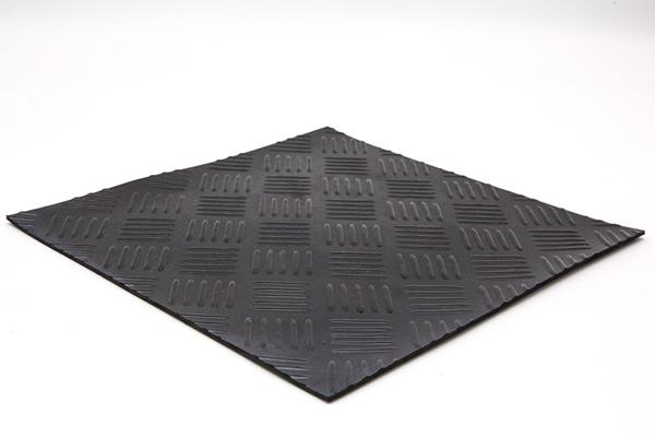 Δάπεδο Καουτσούκ 9005 Checker Λαμαρίνα 3mm 1.2m
